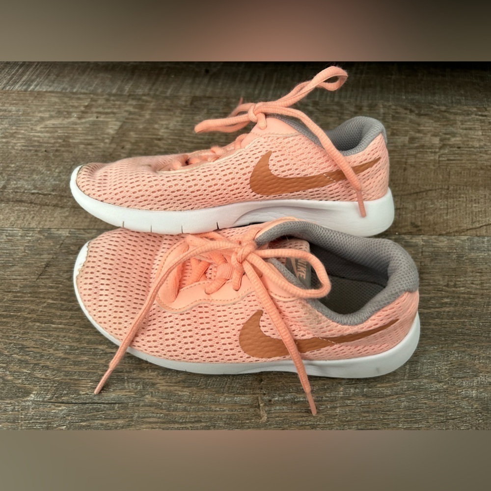 Nike Kids Tanjun (GS) LT Atomic Coral Pink Crimson White Size 13cn